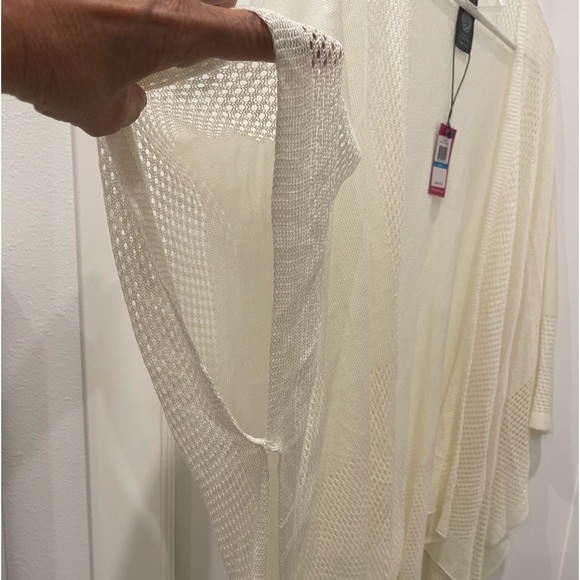 Vince Camuto Boho Open-Front Mesh Ruana Top..Size O/S - Picture 7 of 12